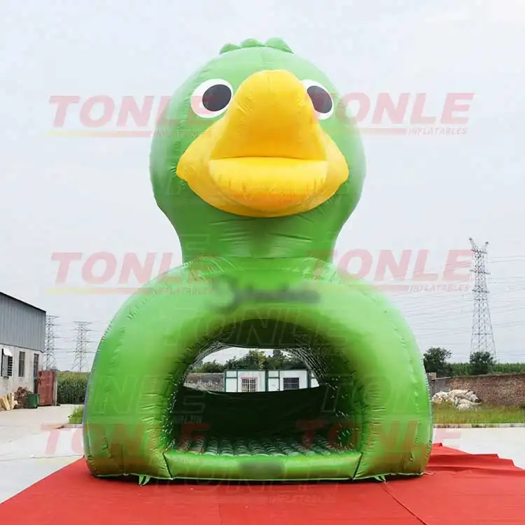 duck bouncy castle — photo 1